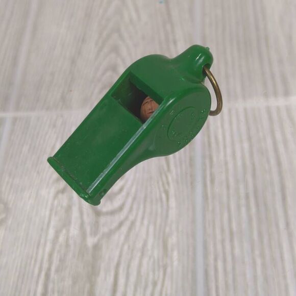 Vintage Girl Scouts of America Plastic Whistle Green with Cork Ball Inside - Picture 1 of 10